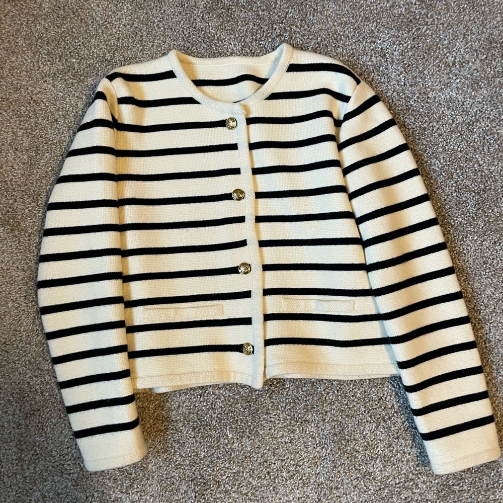 70% wool cardigan